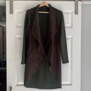 Polyester cotton size small cozy and warm stylish